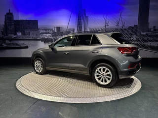 Volkswagen T-Roc – thumbnail 5