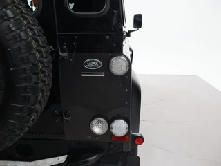 Land Rover Defender – thumbnail 71