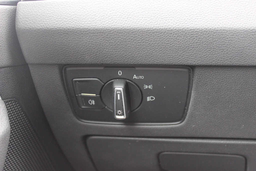 Volkswagen Passat – foto 33