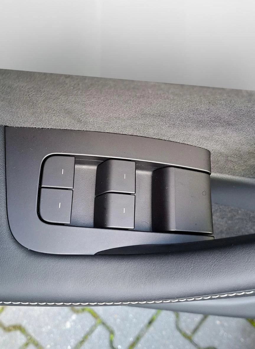 Tesla Model Y – foto 13