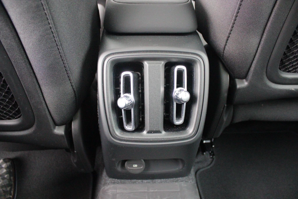 Volvo C40 – foto 32