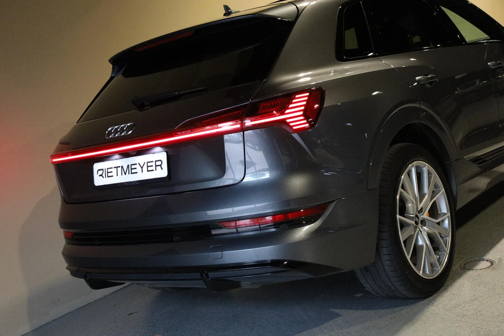 Audi e-tron – foto 10