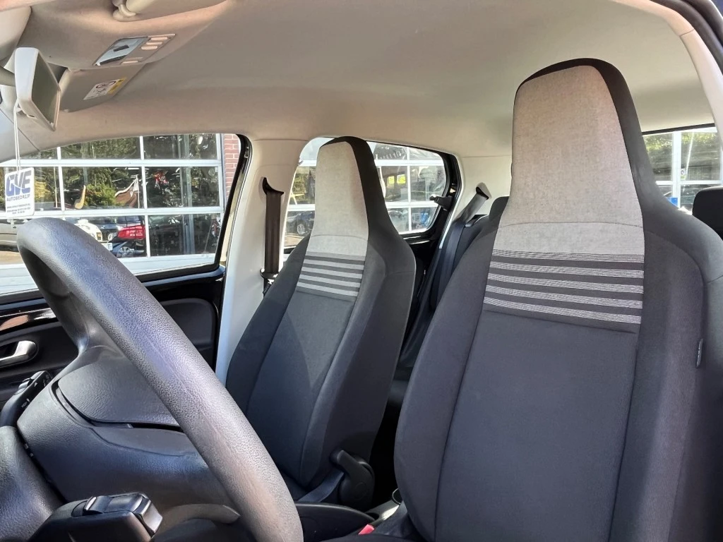Volkswagen up! – foto 18