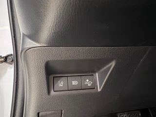 Toyota Yaris – thumbnail 18