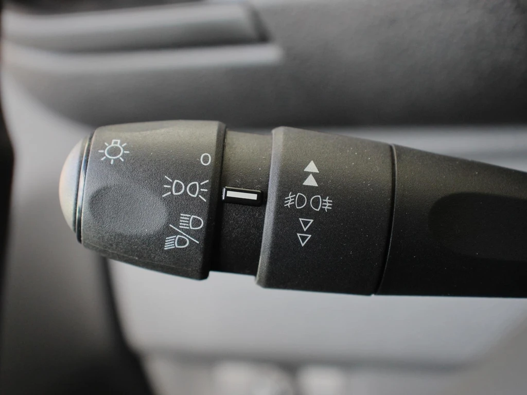 Opel Vivaro – foto 19