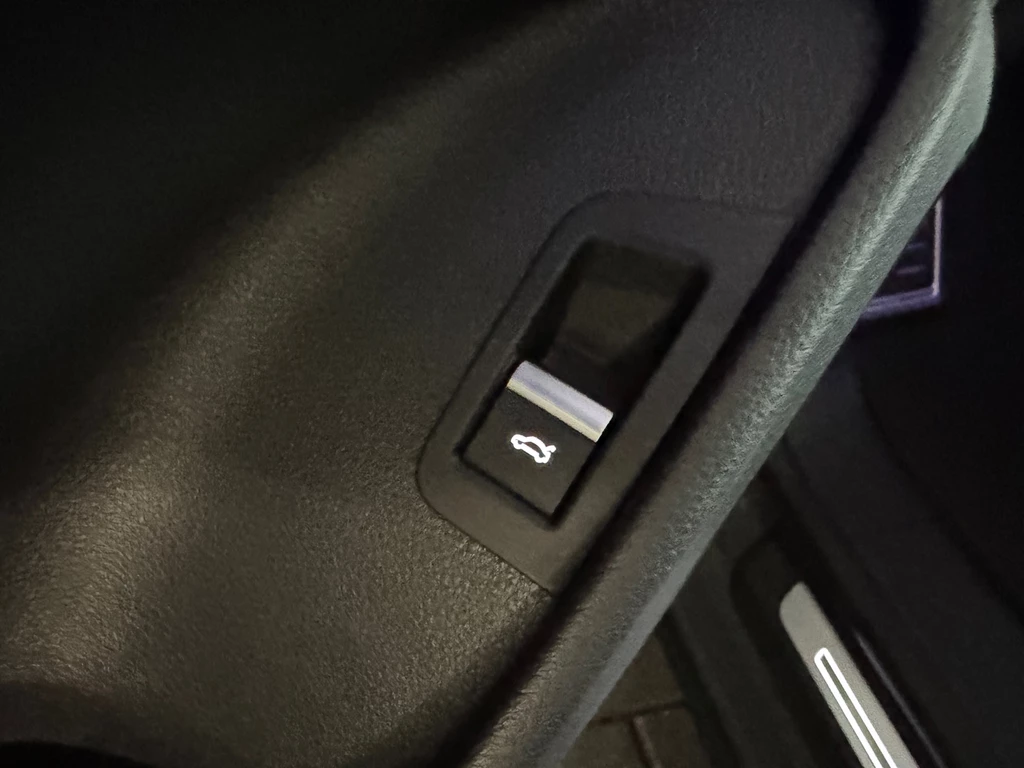 Audi RSQ8 – foto 24