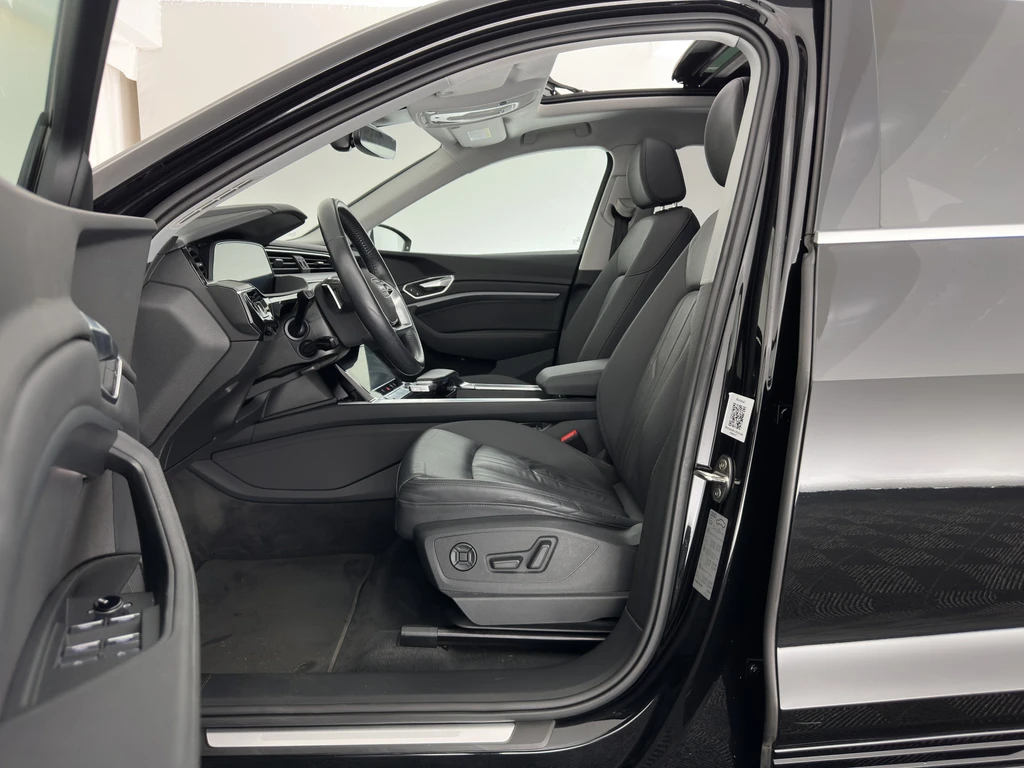Audi e-tron – foto 10