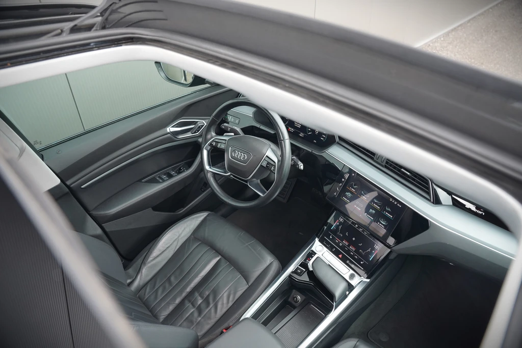Audi e-tron – foto 26