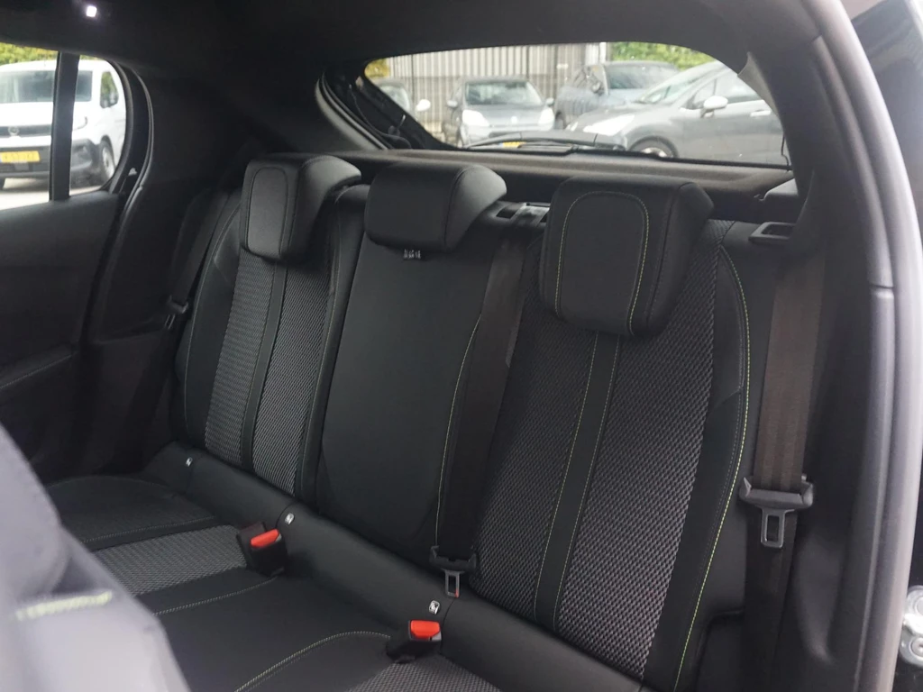 Peugeot 208 – foto 38