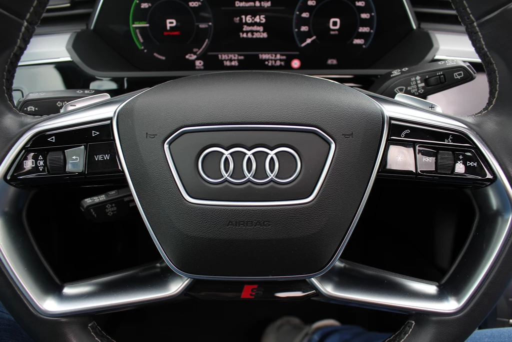 Audi e-tron – foto 32