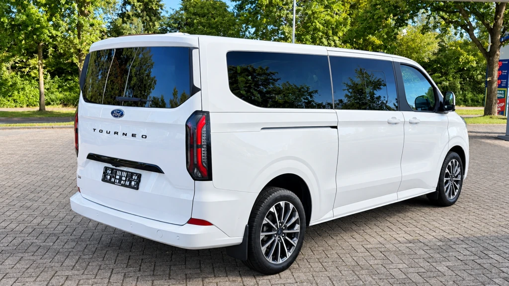 Ford Tourneo Custom – foto 5