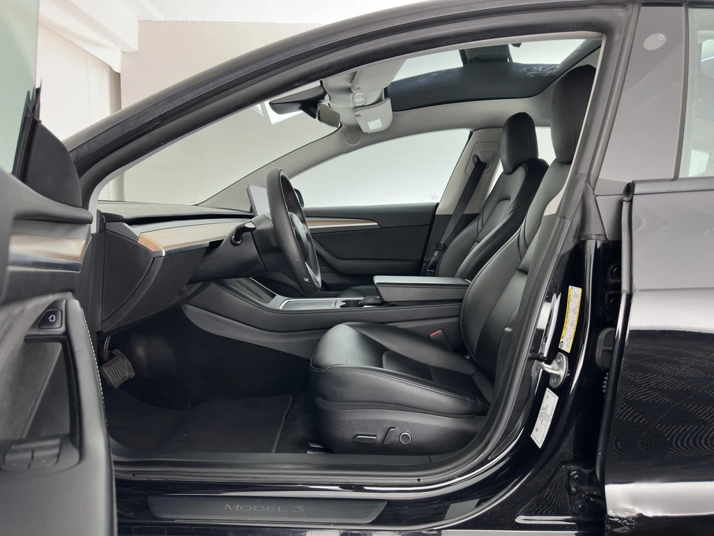 Tesla Model 3 – foto 11