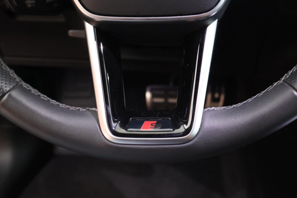 Audi Q8 e-tron – foto 21