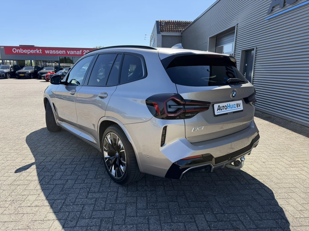 BMW iX3 – foto 3