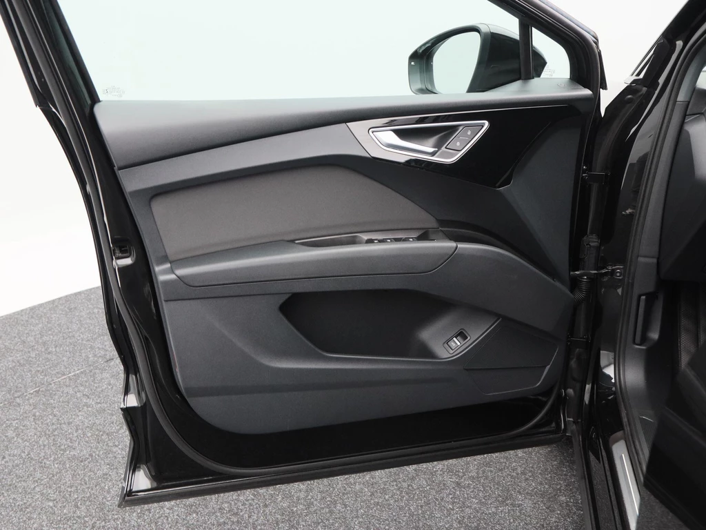 Audi Q4 e-tron – foto 18