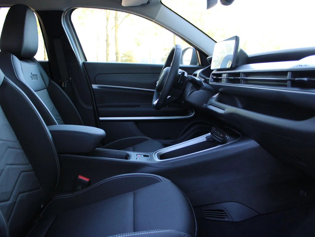 Jeep Avenger – foto 6