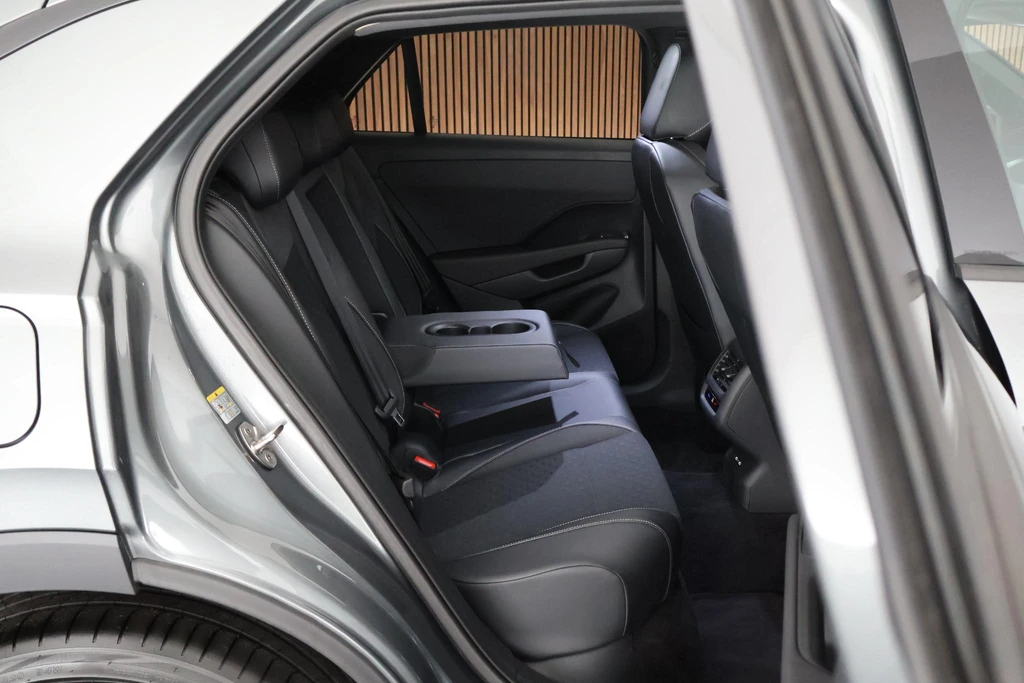 Volkswagen T-Roc – foto 13