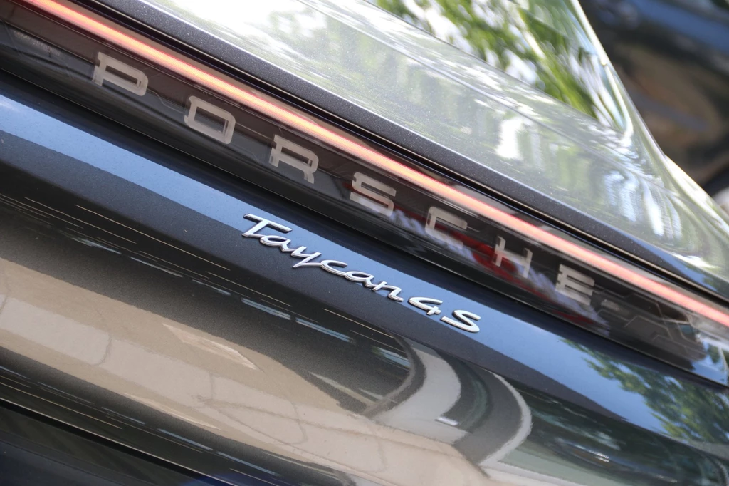 Porsche Taycan – foto 6