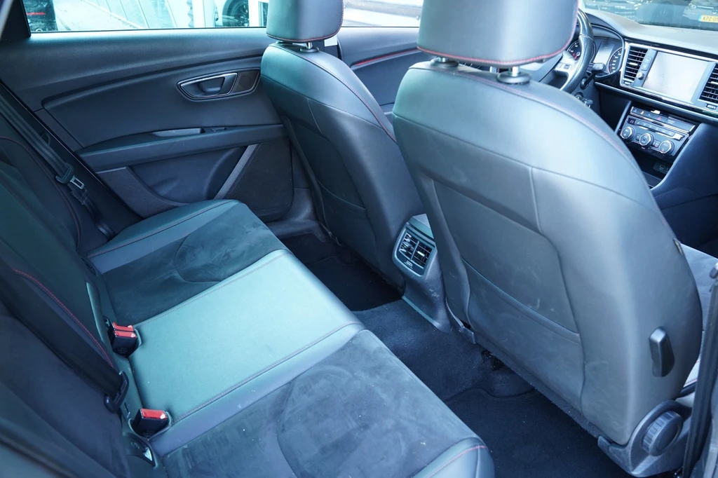 SEAT Leon – foto 10