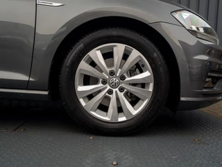 Volkswagen Golf – thumbnail 33