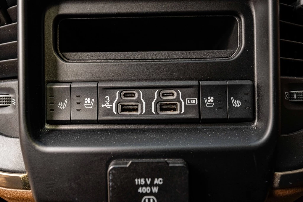 Dodge Ram 1500 – foto 38