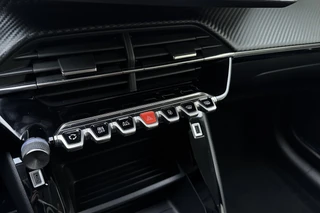 Peugeot 208 – thumbnail 19
