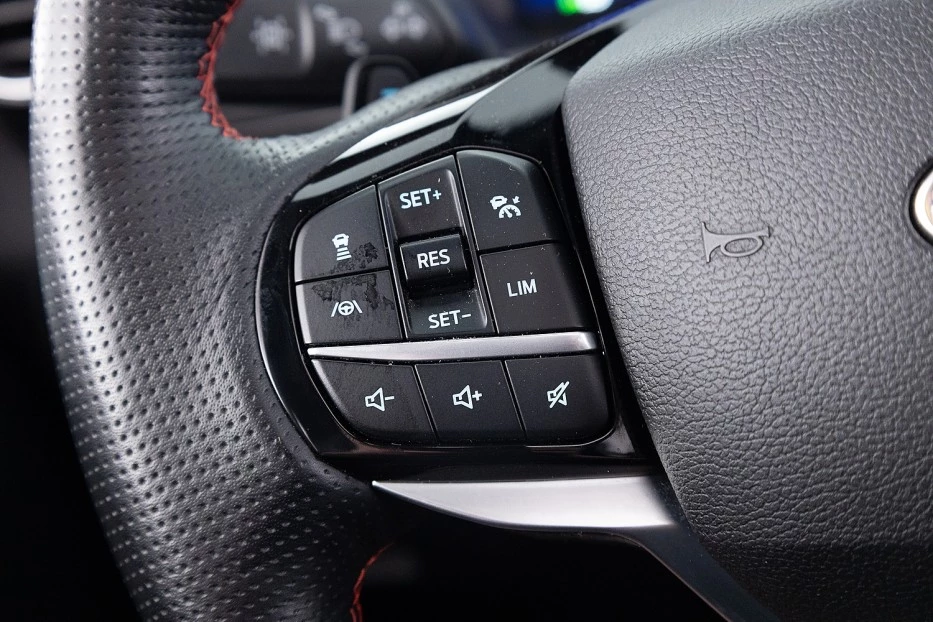 Ford Explorer – foto 34
