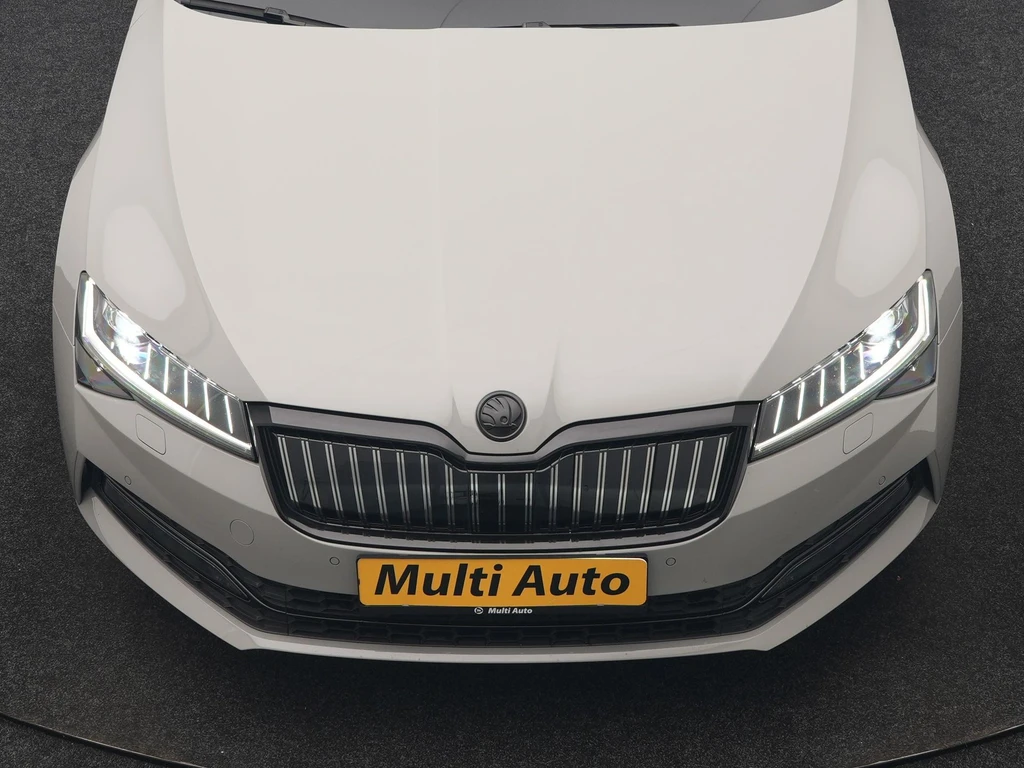 Škoda Superb – foto 11