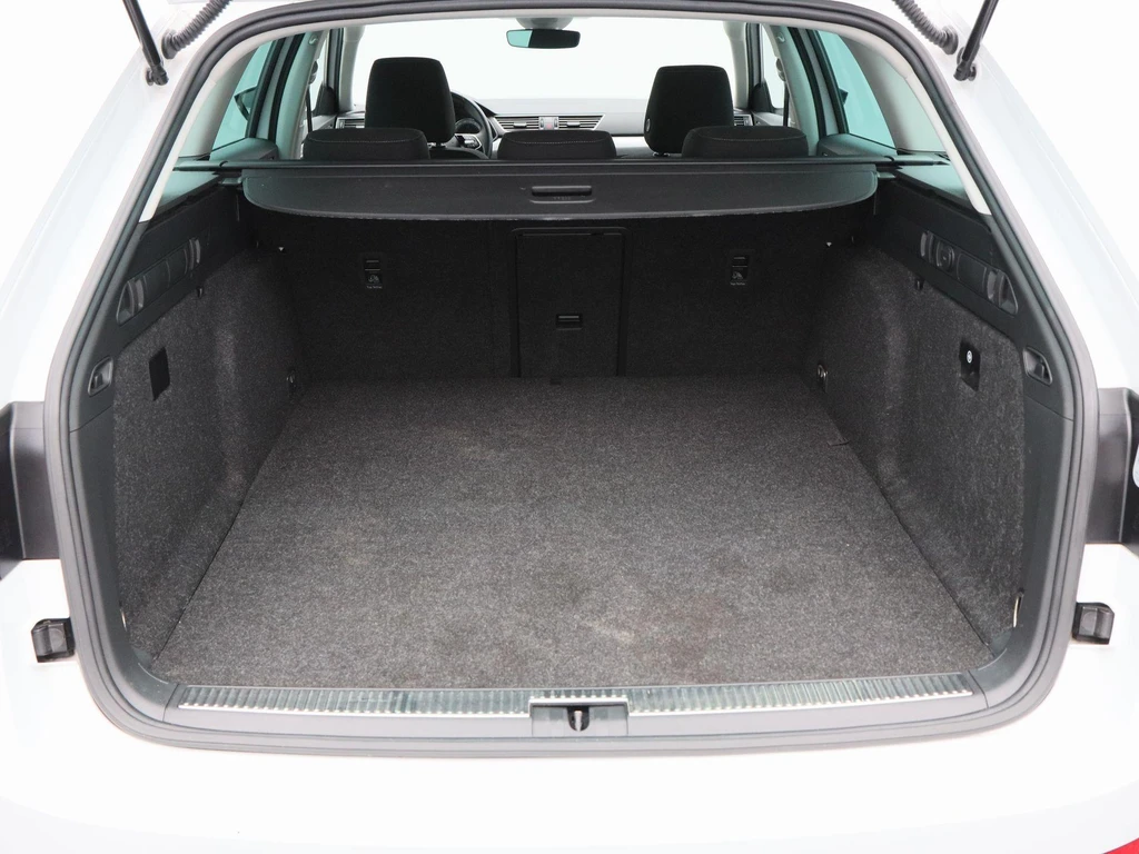 Škoda Superb – foto 17