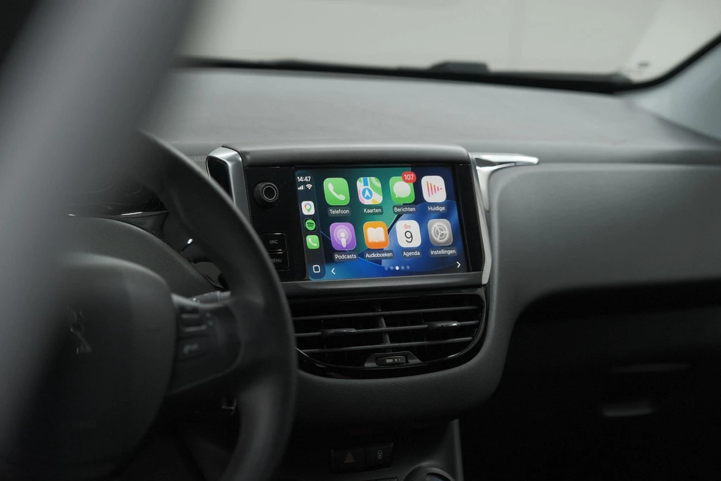 Peugeot 208 – foto 17