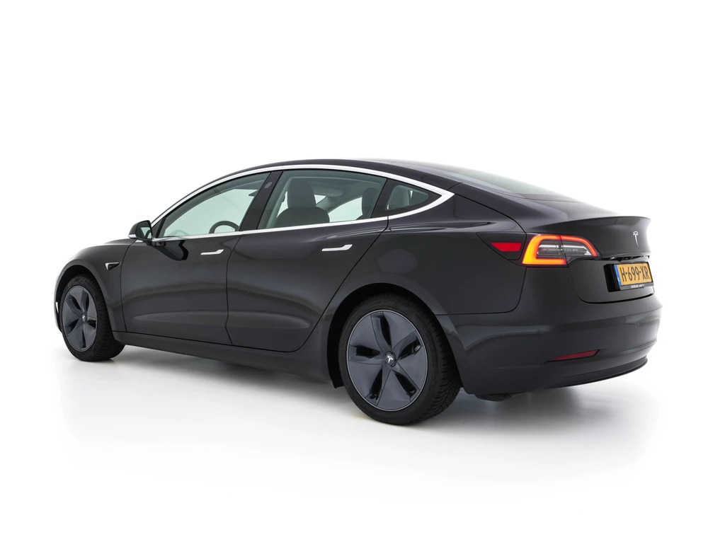 Tesla Model 3 – foto 2