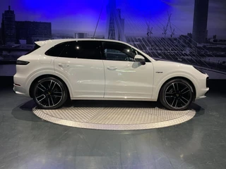 Porsche Cayenne – thumbnail 14