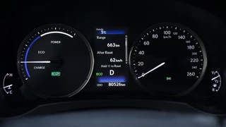 Lexus IS – thumbnail 18