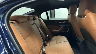 Jaguar XE – thumbnail 11