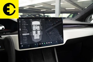 Tesla Model X – thumbnail 32
