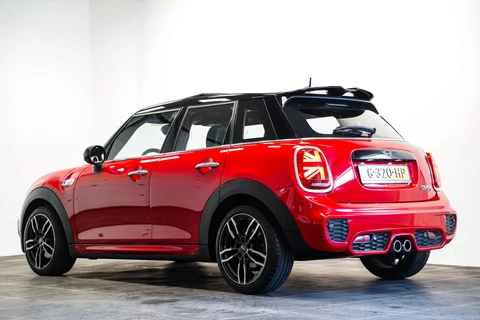 MINI Cooper S Mini 2.0 JCW 192pk|5drs|Panodak|Sportstoelen|Carplay|LED|Navi