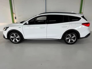 Ford Focus – thumbnail 3