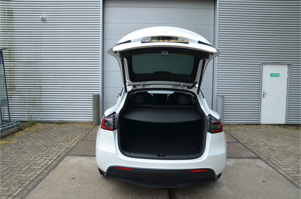 Tesla Model Y – foto 35