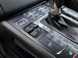 Porsche Macan – thumbnail 30