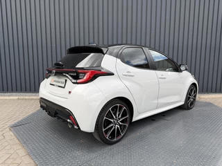 Toyota Yaris – thumbnail 7