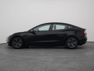 Tesla Model 3 – thumbnail 3