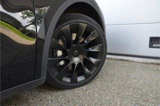 Tesla Model Y – thumbnail 10