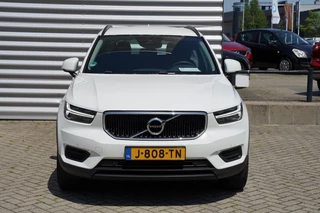 Volvo XC40 – thumbnail 6