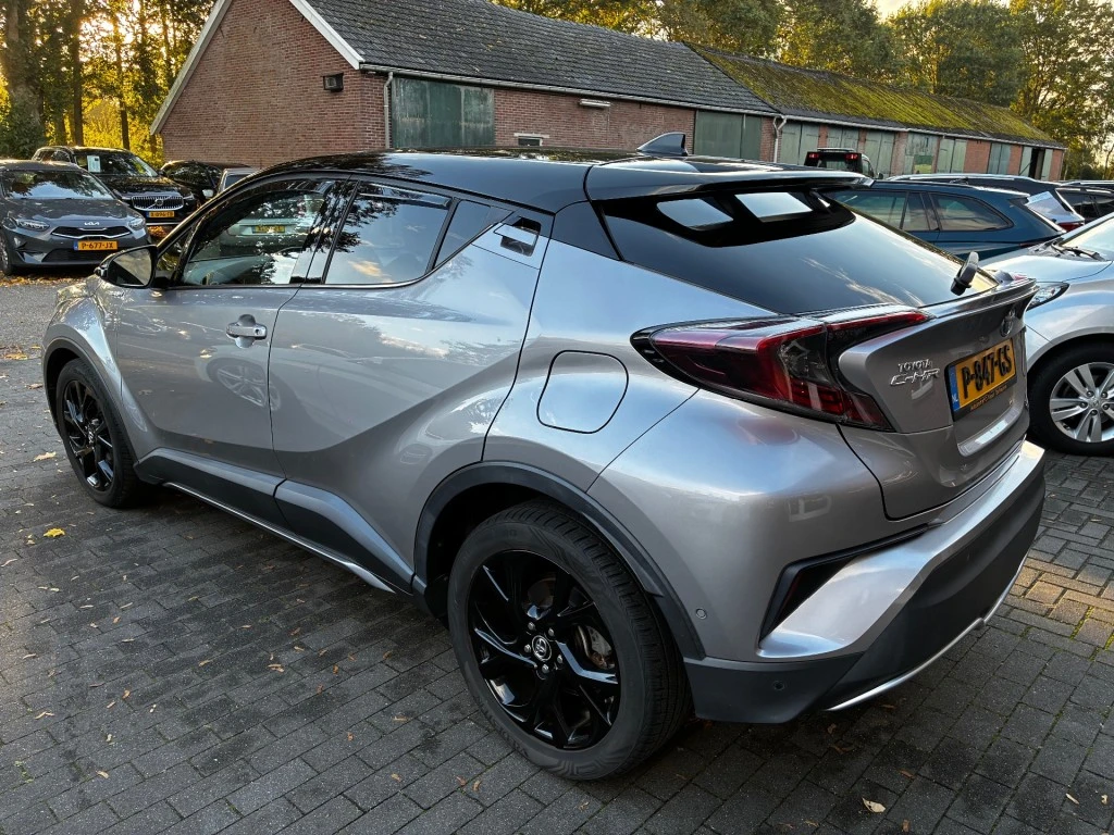 Toyota C-HR – foto 2