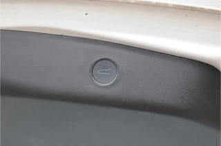 Tesla Model 3 – thumbnail 30