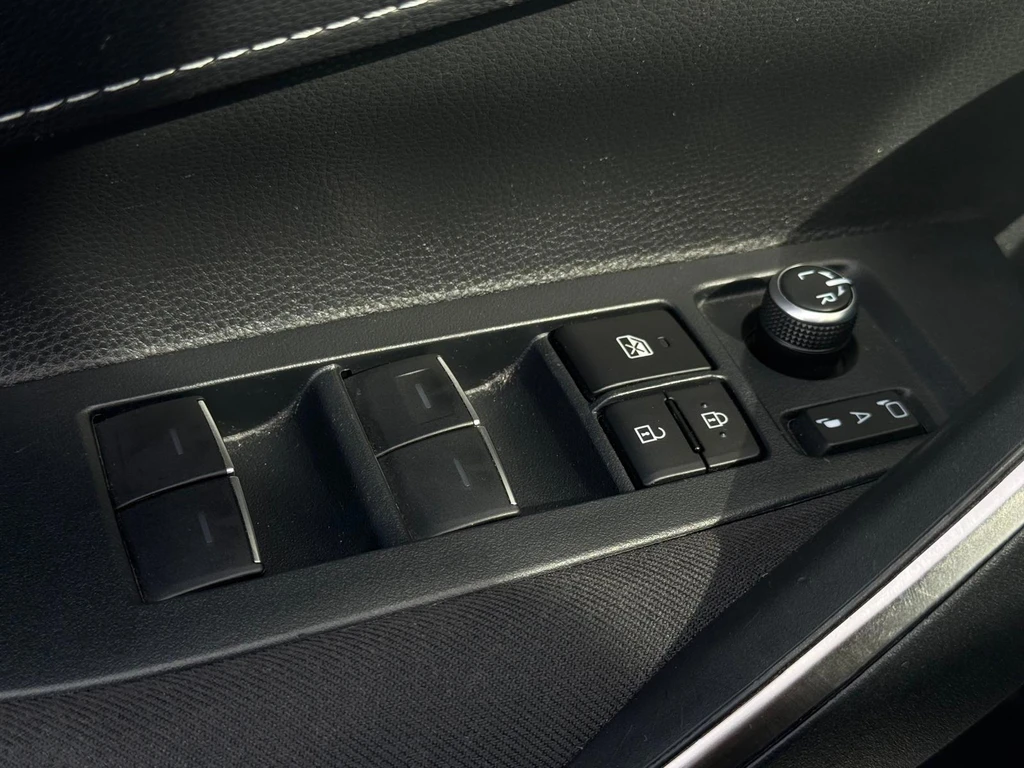 Toyota Corolla Touring Sports – foto 17