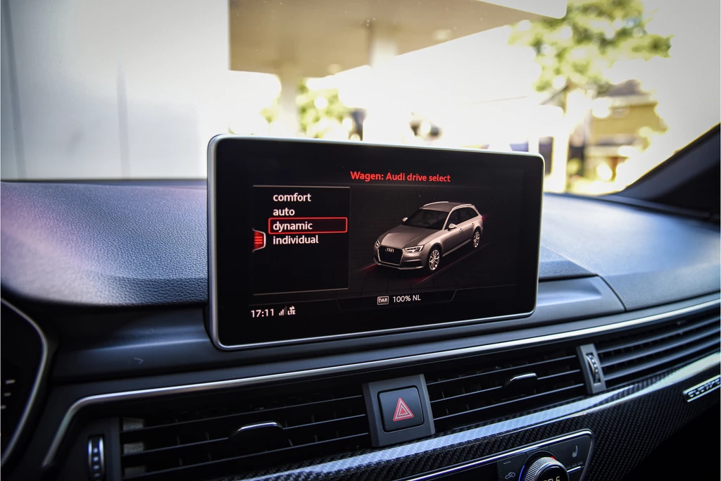 Audi RS4 – foto 23