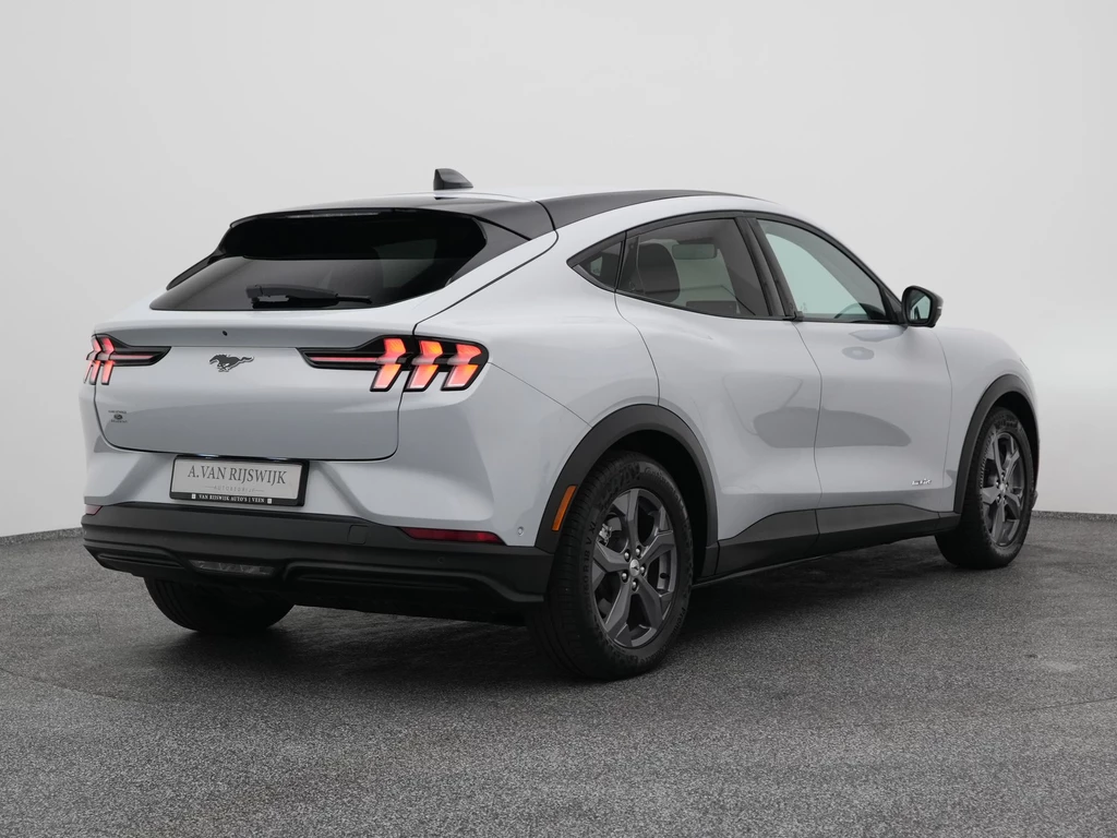 Ford Mustang Mach-E – foto 10