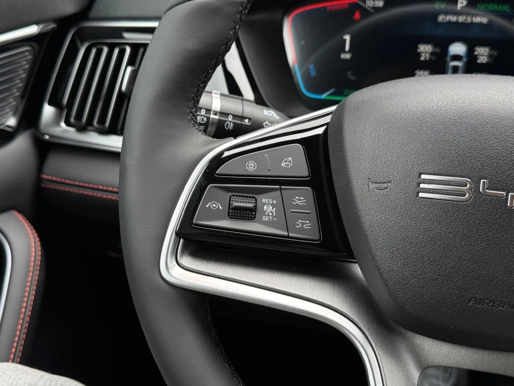 BYD SEAL – foto 14