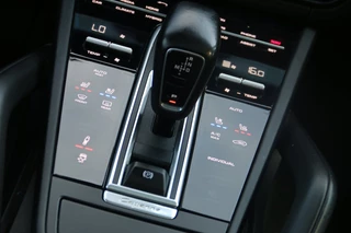 Porsche Cayenne – thumbnail 12